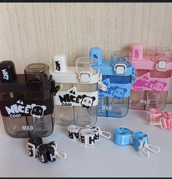 Bouteilles d'eau colorées 500ml