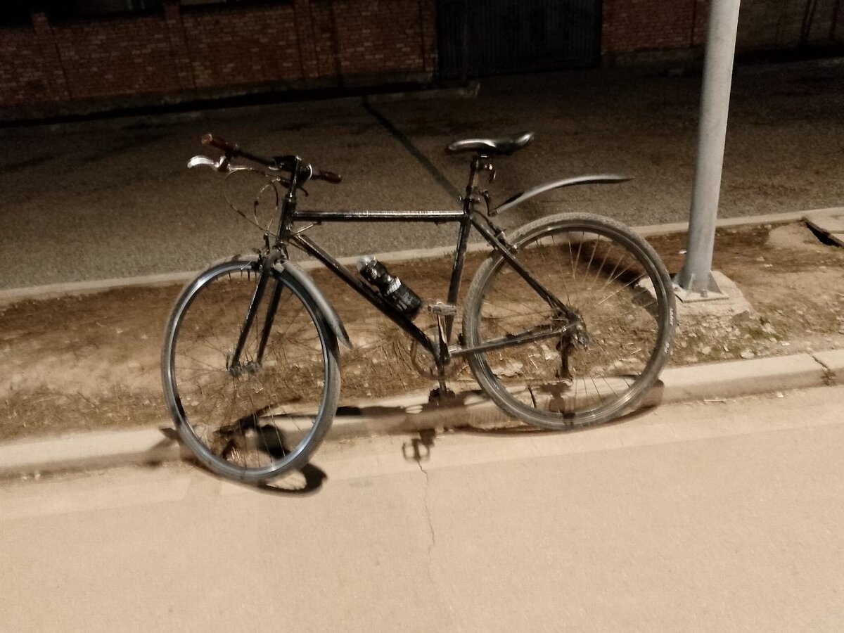 На продаже очен хорошый шоссейник почти новый срочная цена