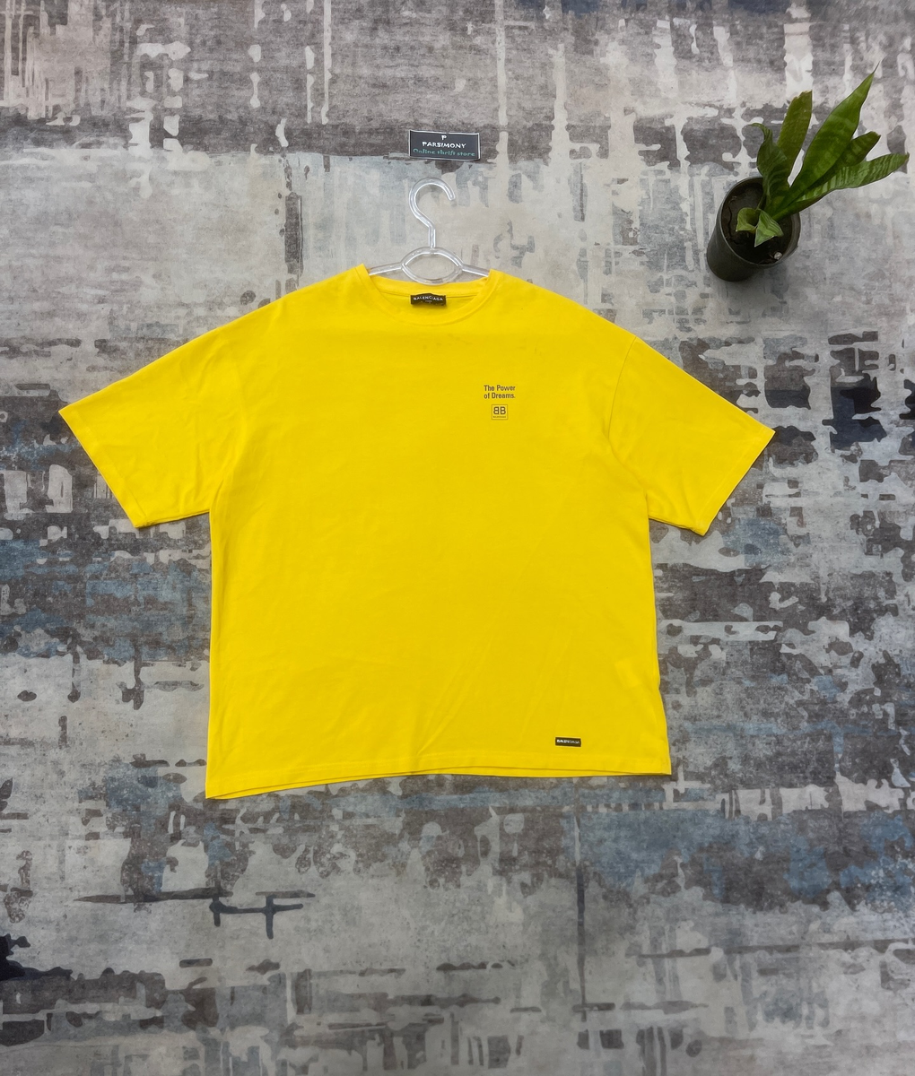 T-shirt jaune