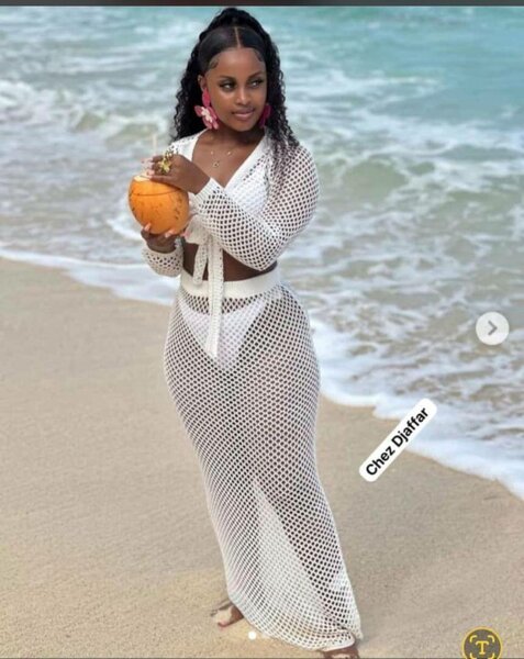 Tenue de Plage Maille Blanche