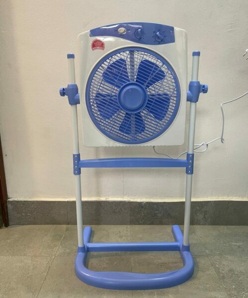 Ventilateur sur pied réglable