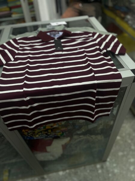 Polo rayé élégant pour homme