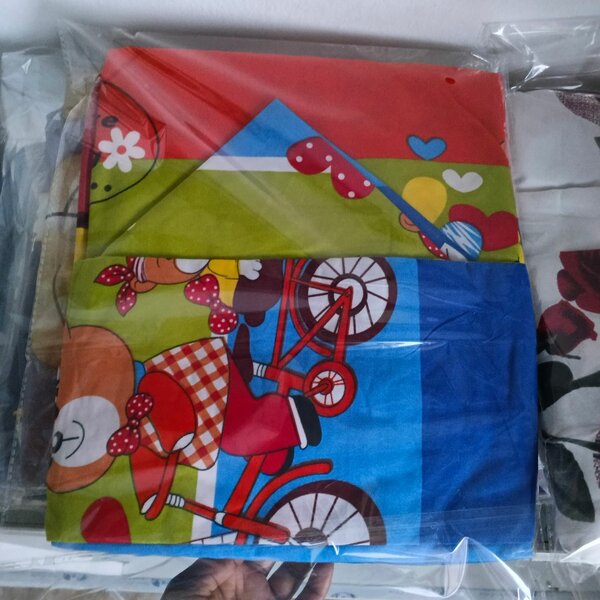 Draps Enfant Motifs Ludiques
