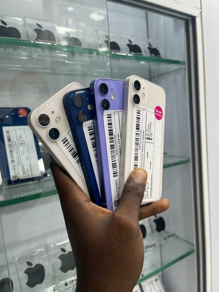 Iphone 12 mini 64giga casineuf
