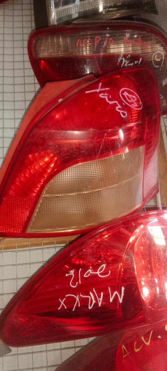 Vitz ordinary Tail lights
