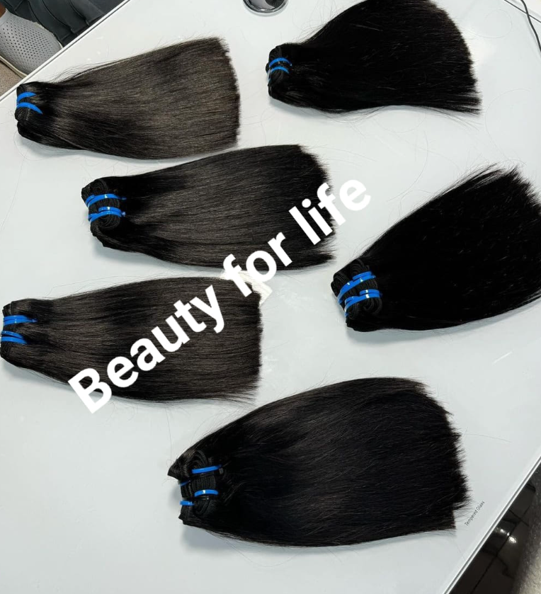 Peruvian double drawn hair bundles