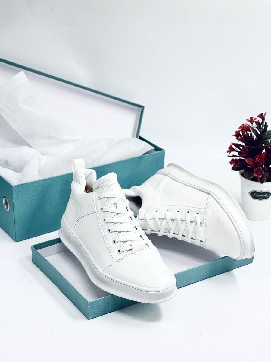 Leather high tops sneakers