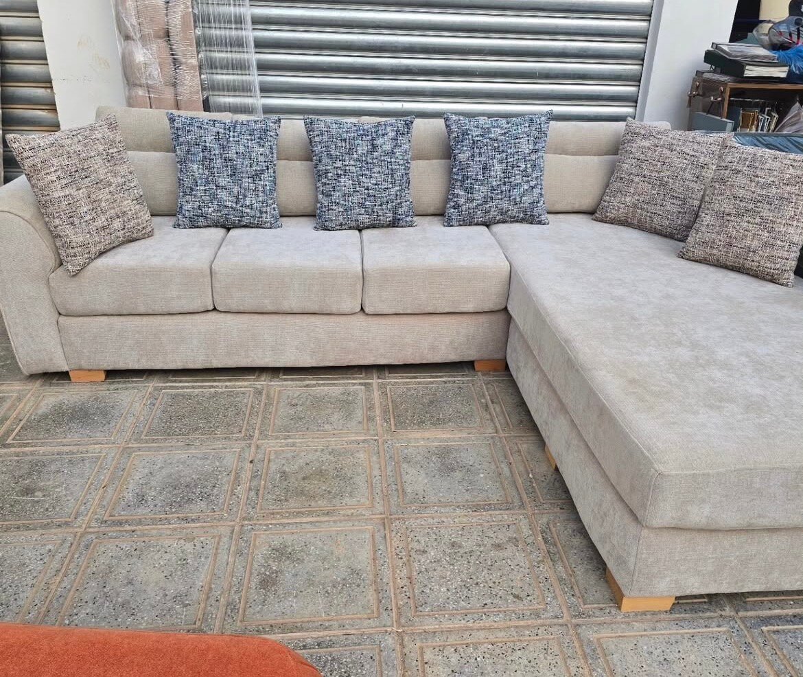 Canapé importé en promotion