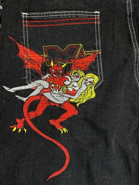 Baggy Jeans Dark Vibe