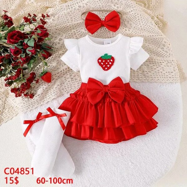 Ensemble bébé fraise rouge