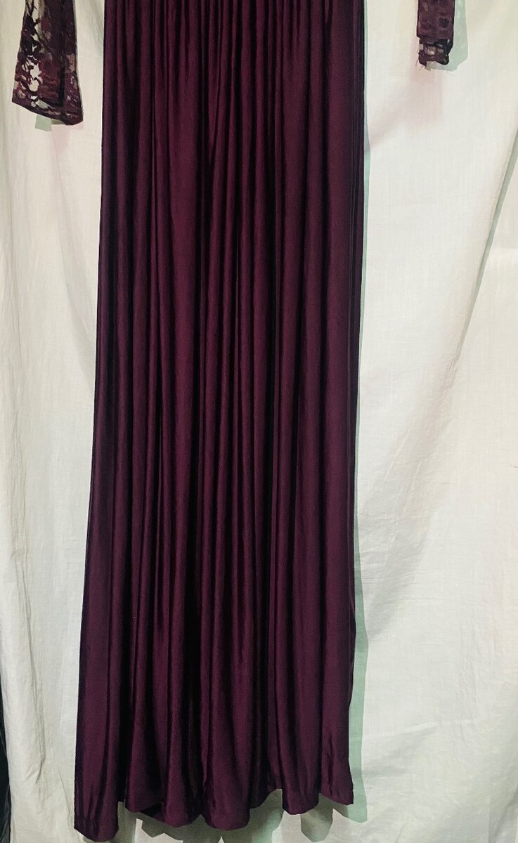 Robe longue en dentelle