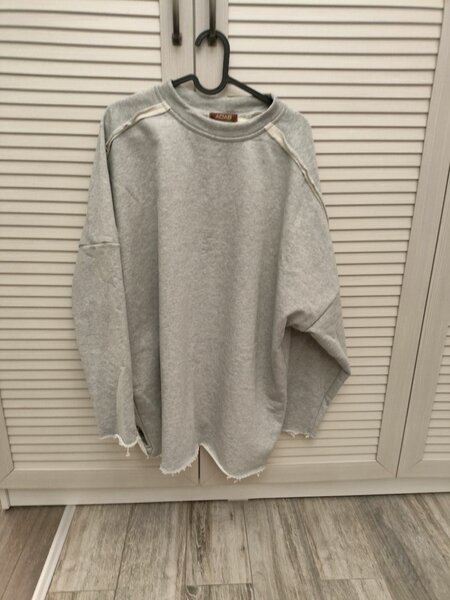 Оверсайз кофта ADAB