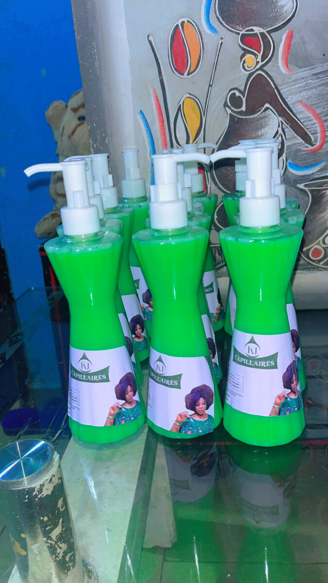 Huile capillaire hydratante