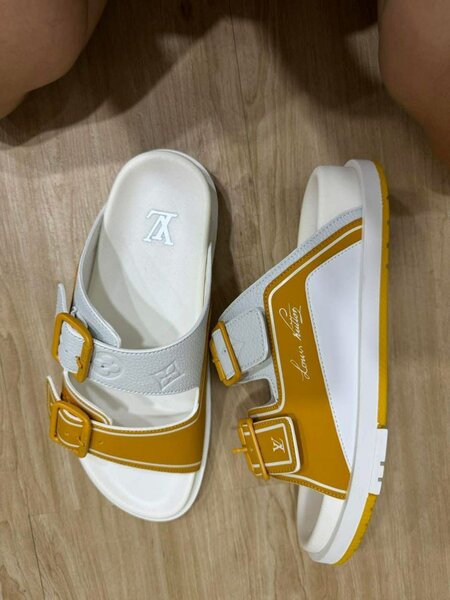 Sandales louis Vuitton