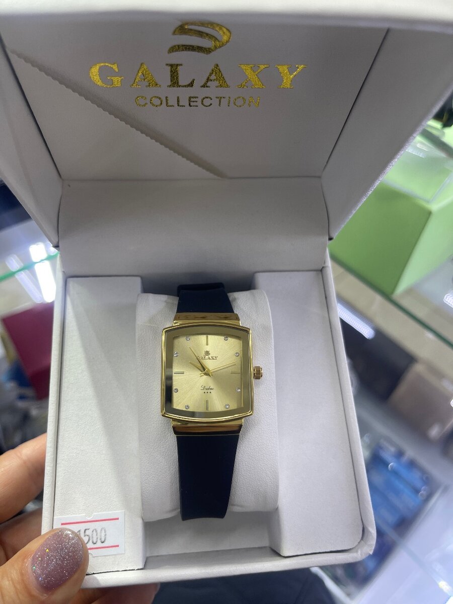 Дубайские часы есть много видов