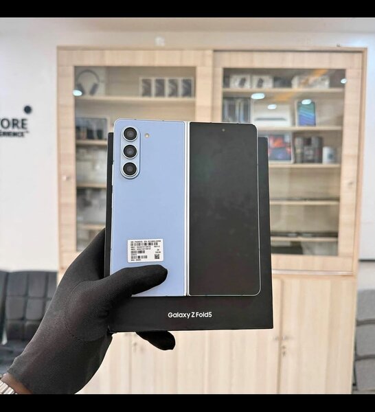 Samsung Galaxy Z Fold5