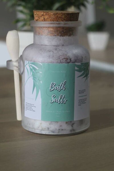 Scented bath salts
