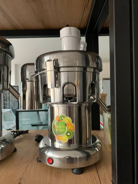 Available Small Size Juicer Machine