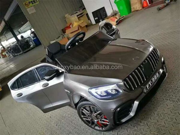 Voiture electrique rechargeable et telecommandee