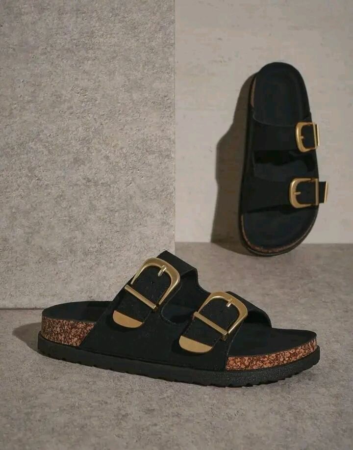 Sandales à Boucles Confort