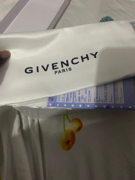 Givenchy Sandales Noires Élégantes