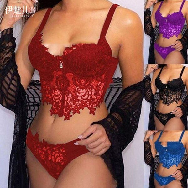 Ensemble lingerie et pyjama moulant