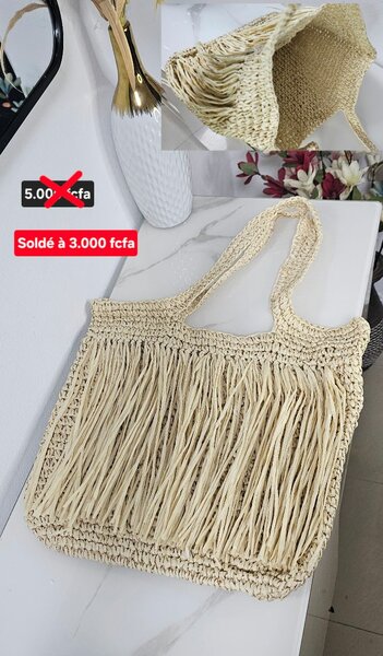Sac cabas en raphia tressé