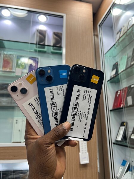 13 simple 128Go colis importé