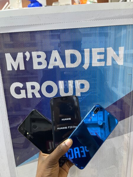 HUAWEI P20 LITE