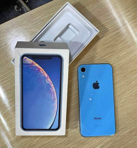 iPhone XR