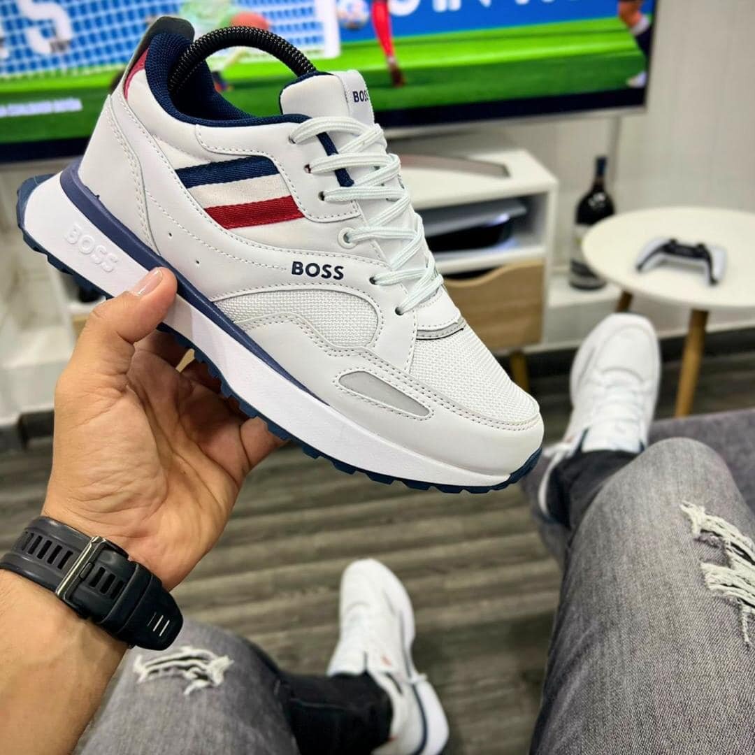 baskets de différentes couleurs