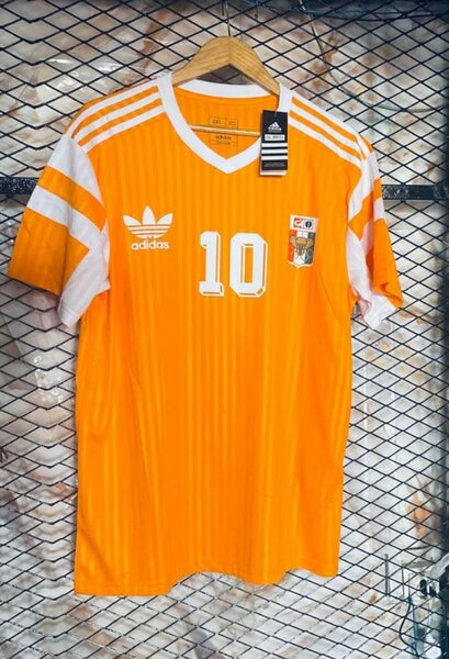 Maillot de football Adidas rétro