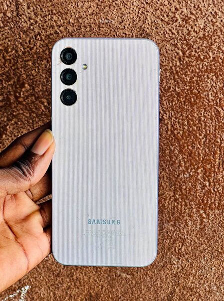 Téléphone Samsung blanc