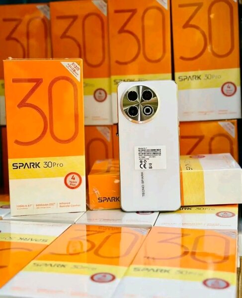 TECNO Spark 30 pro 5G 256GB