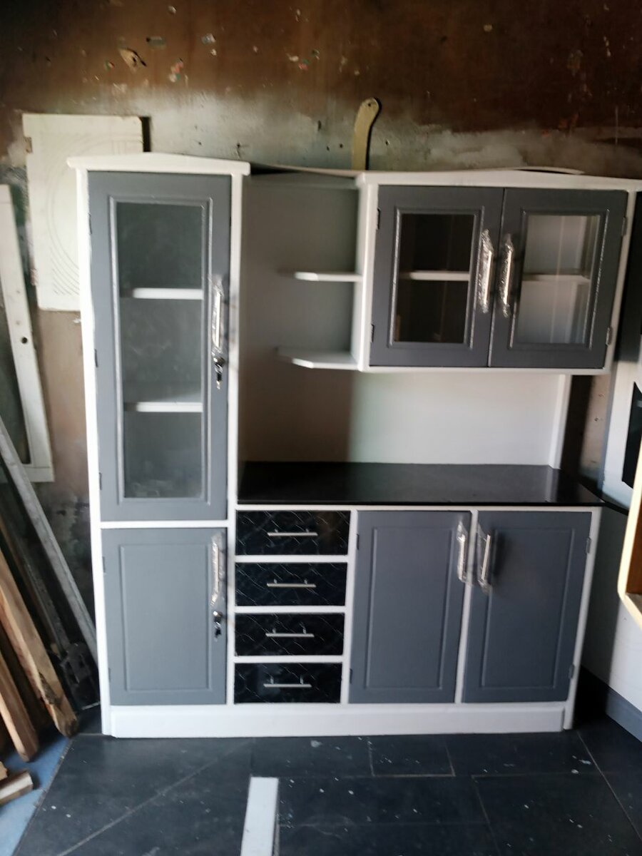 Kitchen units