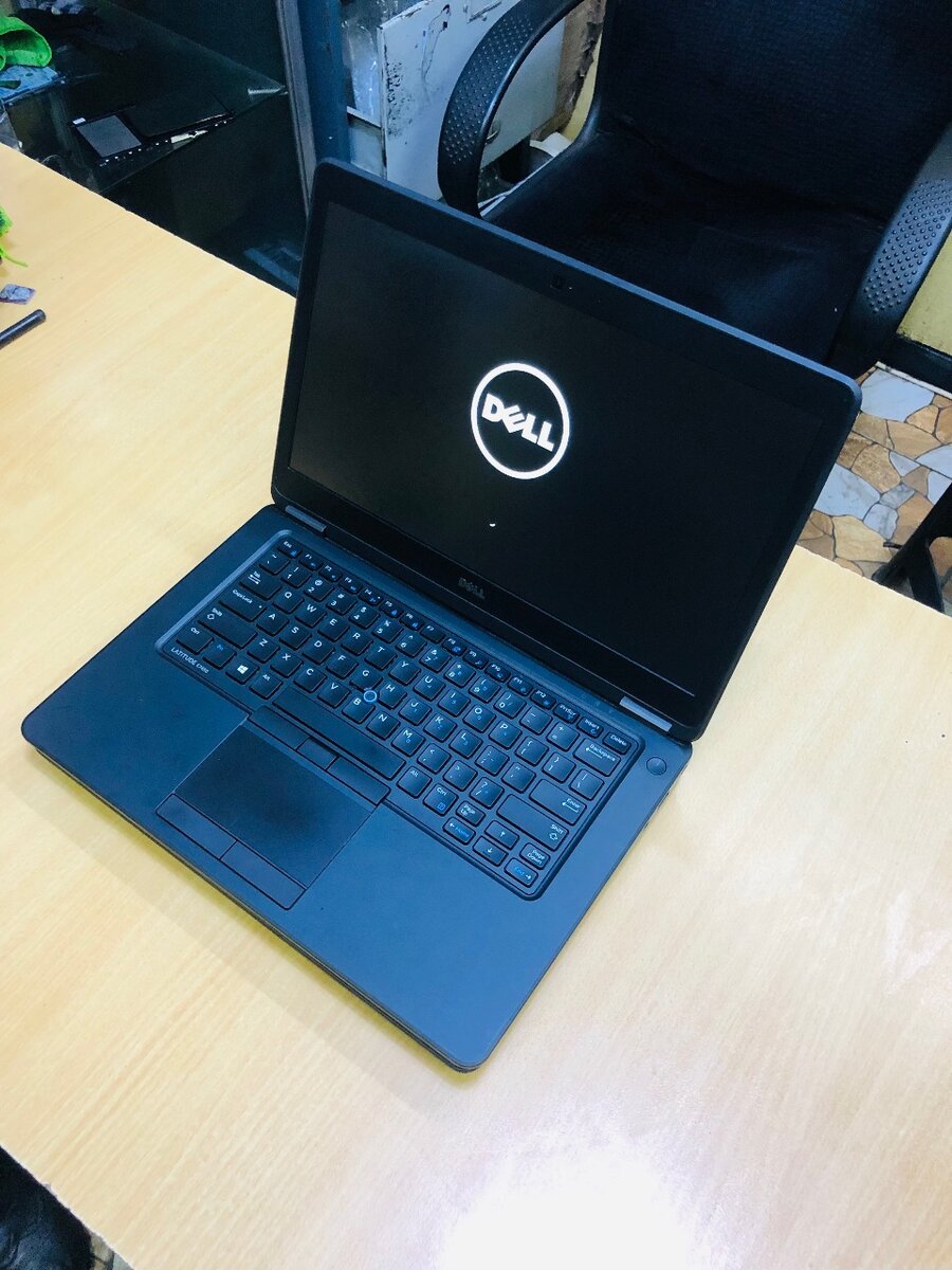 Dell latitude E7450