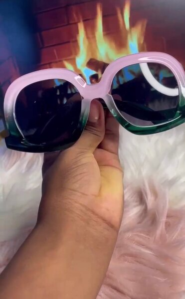 Lunettes de soleil carrées tendance