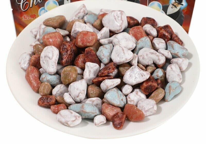 Chocolats cailloux colorés