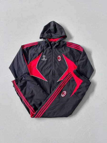 Ensemble de survêtement sportif