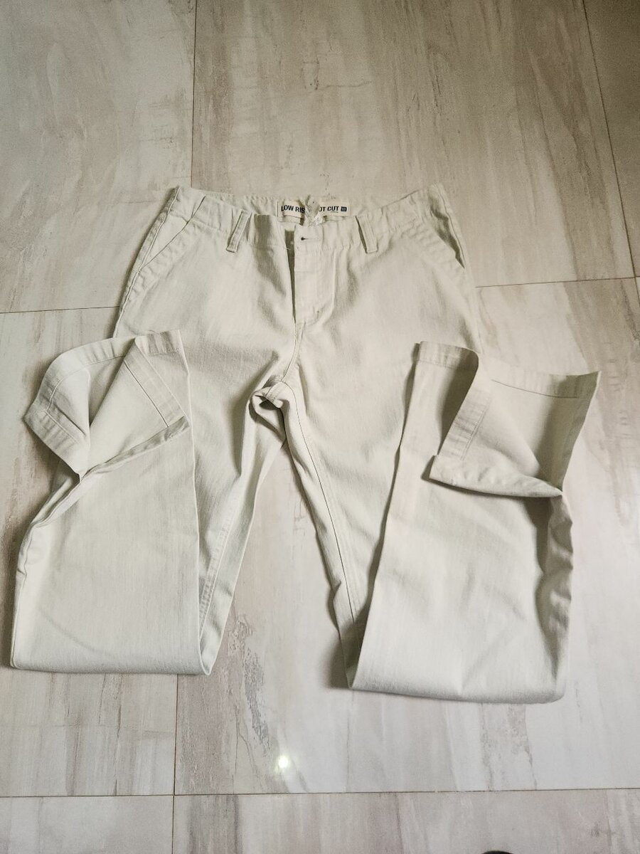 Gap Low Rise Boot Cut Jeans With Side Slit