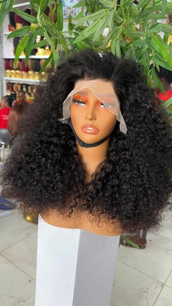 Perruque Frontale Bouclée Luxe