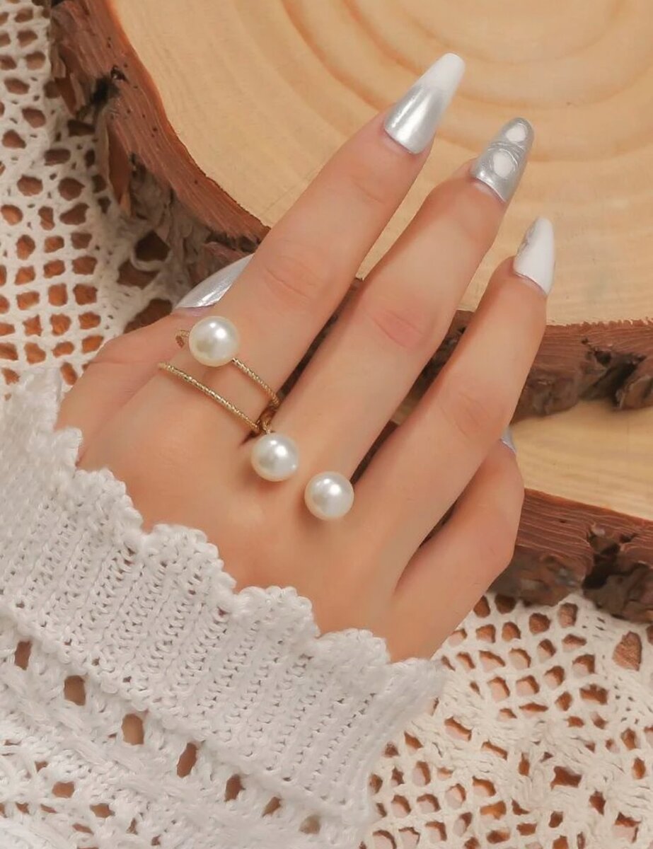 Simple Faux Pearl Ring Set