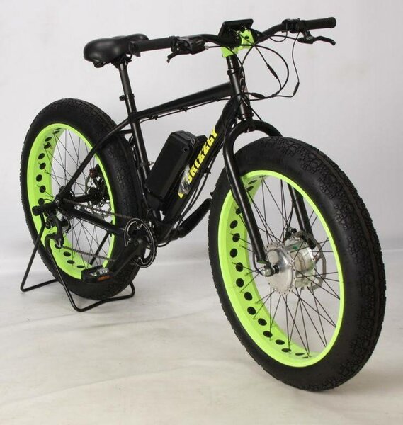 Vélo électrique Fatbike tout-terrain
