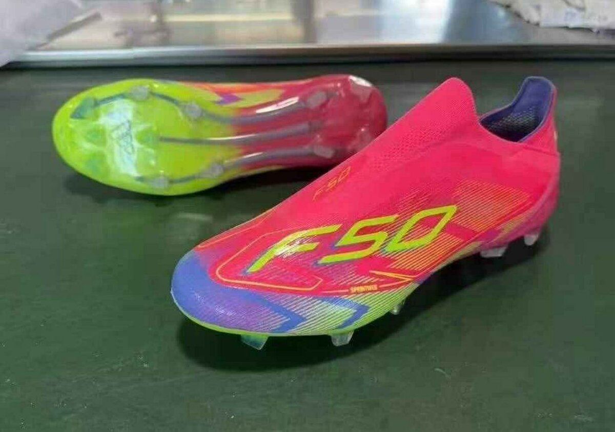 Chaussures de Football Dynamiques