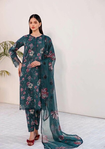 Summer collection lawn fabric unstitch 3 pc