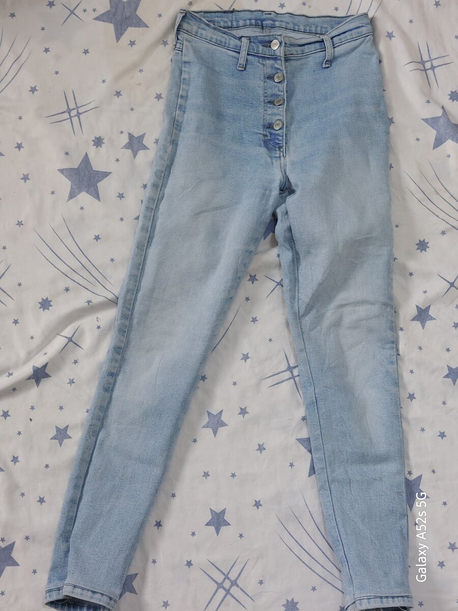 Jean taille haute femme élégante