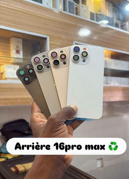 Coques Arrière 16 Pro Max