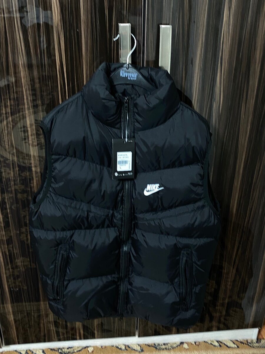 Безрукавка Найк