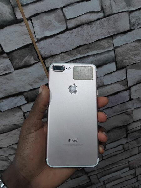 IPhone 7 +