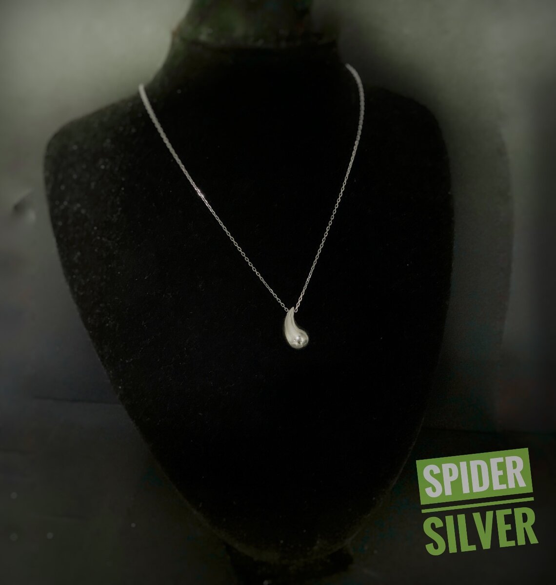 Цепь с кулоном капелка